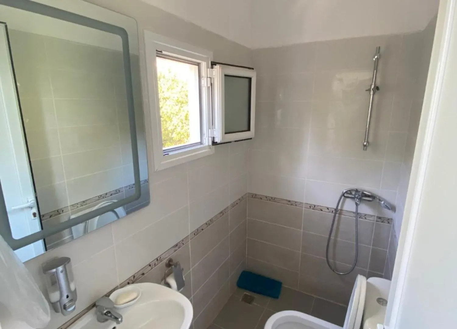 Sunset Viewhouse Lägenhet Dhërmi Rum i privatbostad